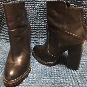 Chinese Laundry booties size 5 worn once